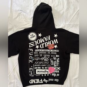 Mens Supreme hoodie in size M